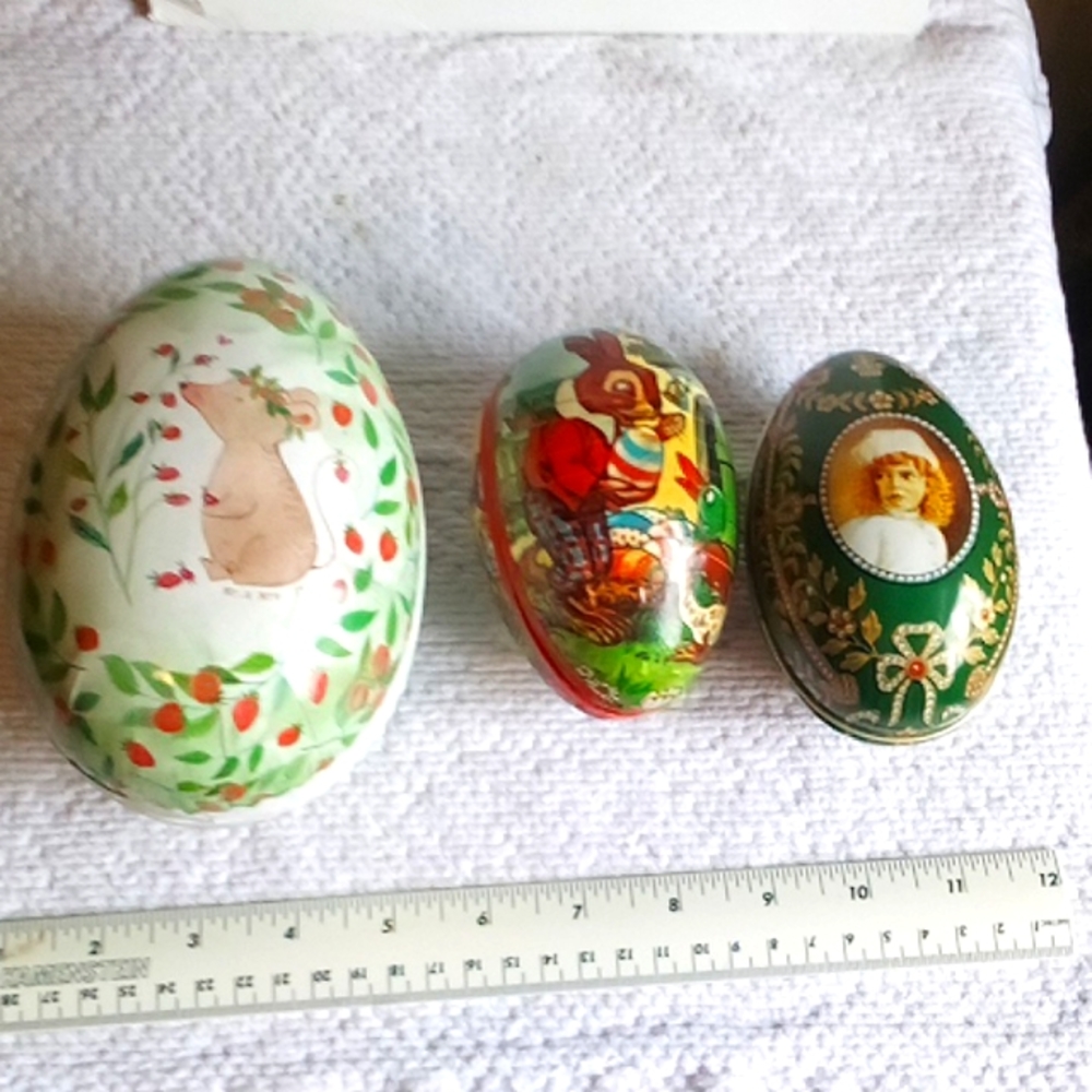 Easter eggs; tin Anastasia - 2 paper-mache West German